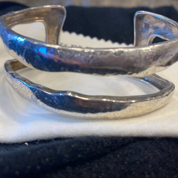 Silpada Modernista Cuff